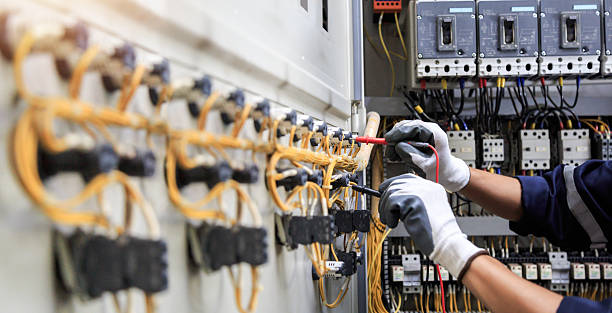 Professional Electrician technician working in Arlington, NY